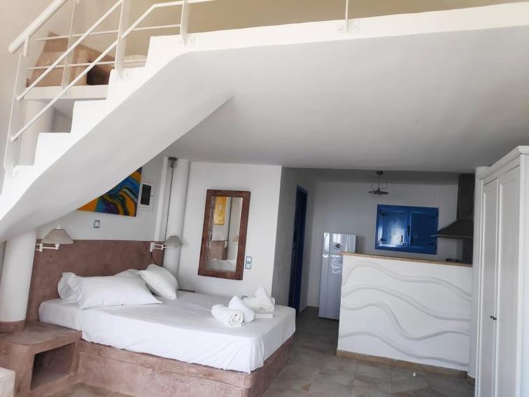 Villa Aigli Anafi Luaran gambar